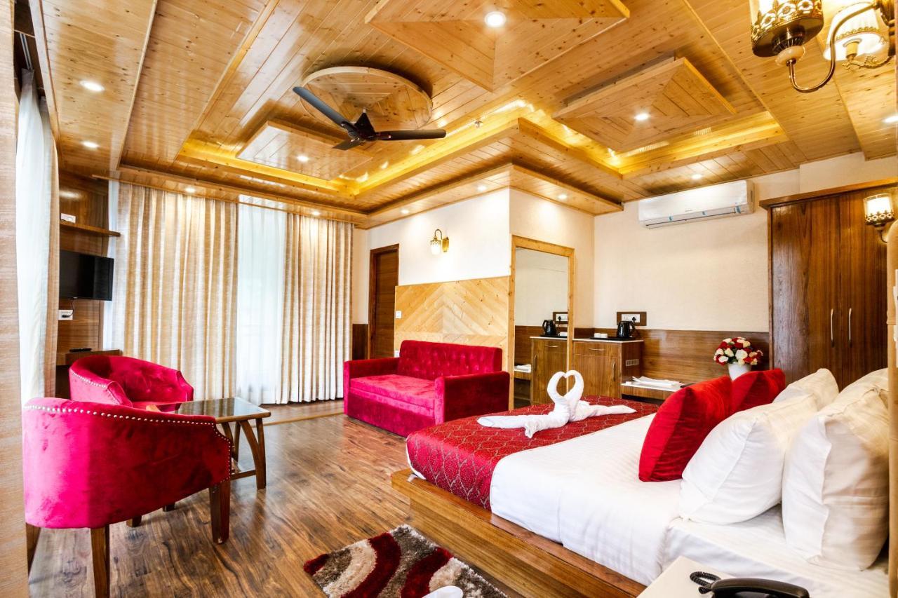 Suryansh Regency Manali Centrally Heated Air Cooled With Private Balconies Manāli Esterno foto