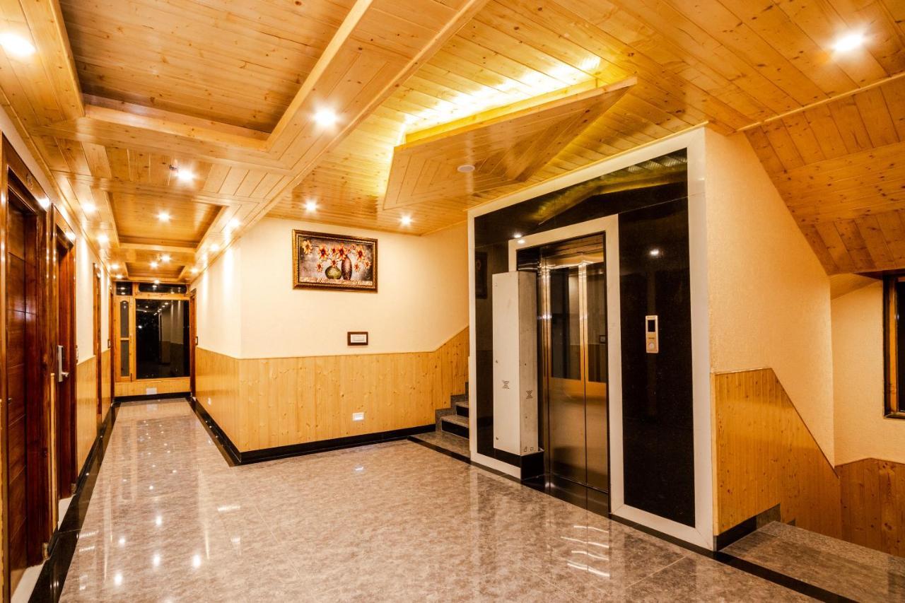 Suryansh Regency Manali Centrally Heated Air Cooled With Private Balconies Manāli Esterno foto