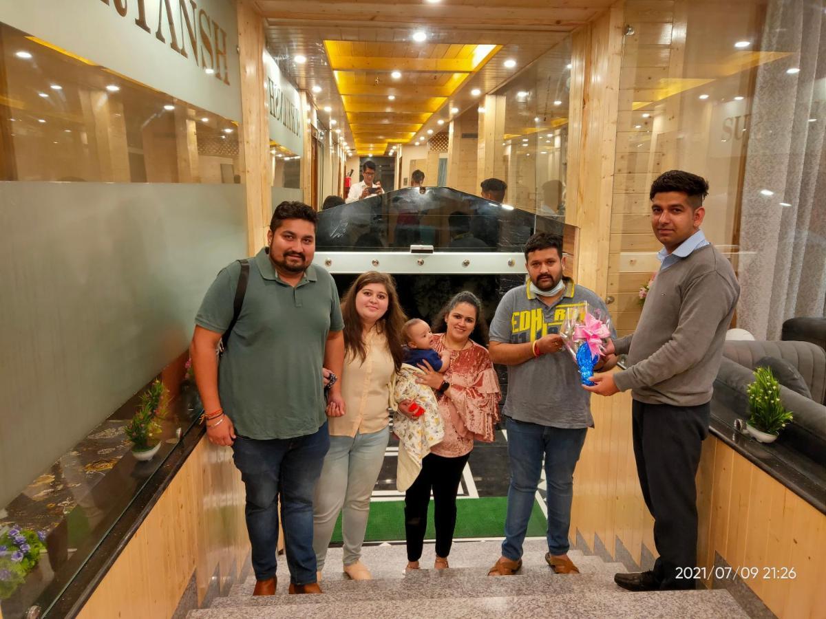 Suryansh Regency Manali Centrally Heated Air Cooled With Private Balconies Manāli Esterno foto