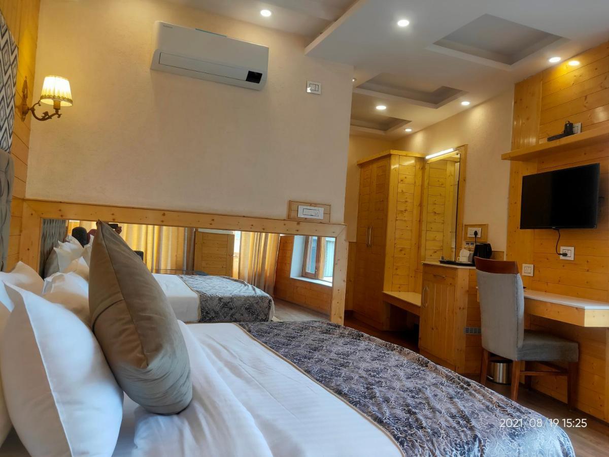 Suryansh Regency Manali Centrally Heated Air Cooled With Private Balconies Manāli Esterno foto